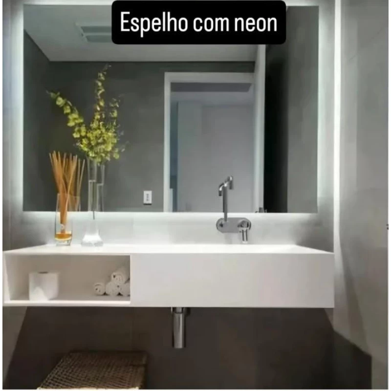 Espelho com Neon